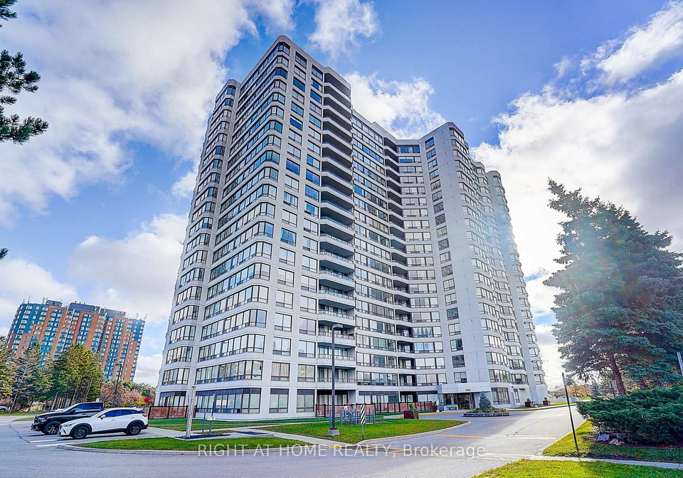 300-alton-towers-circle-scarborough-ontario-e12565894