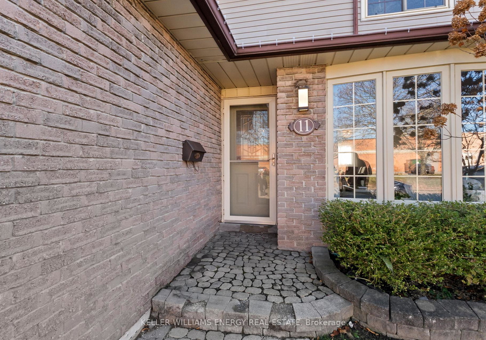 11-hobbs-drive-clarington-ontario-e12567364