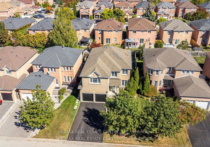 42-howes-street-ajax-ontario-e12567396