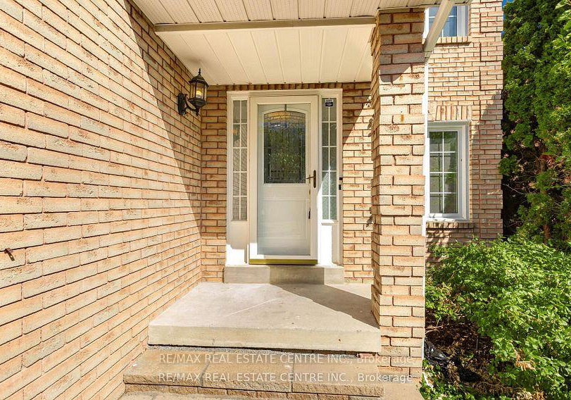 42-howes-street-ajax-ontario-e12567396