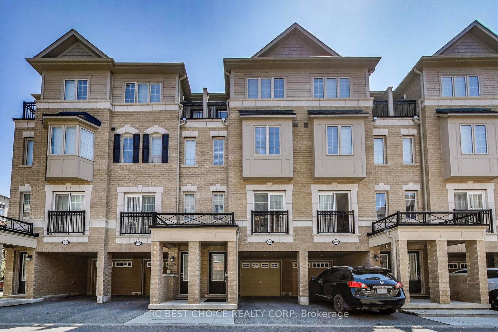 2535-bromus-path-oshawa-ontario-e12568132