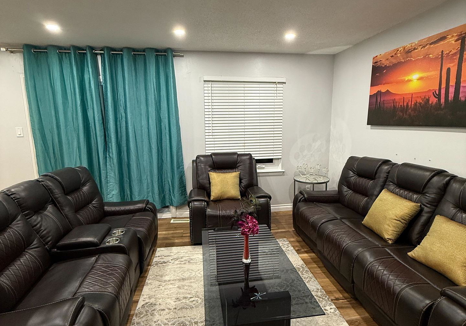 24-medley-lane-ajax-ontario-e12568538