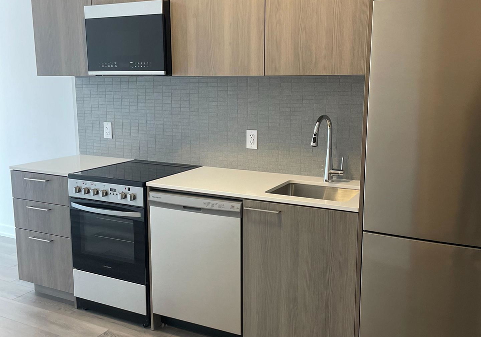 7439-kingston-road-scarborough-ontario-e12568622