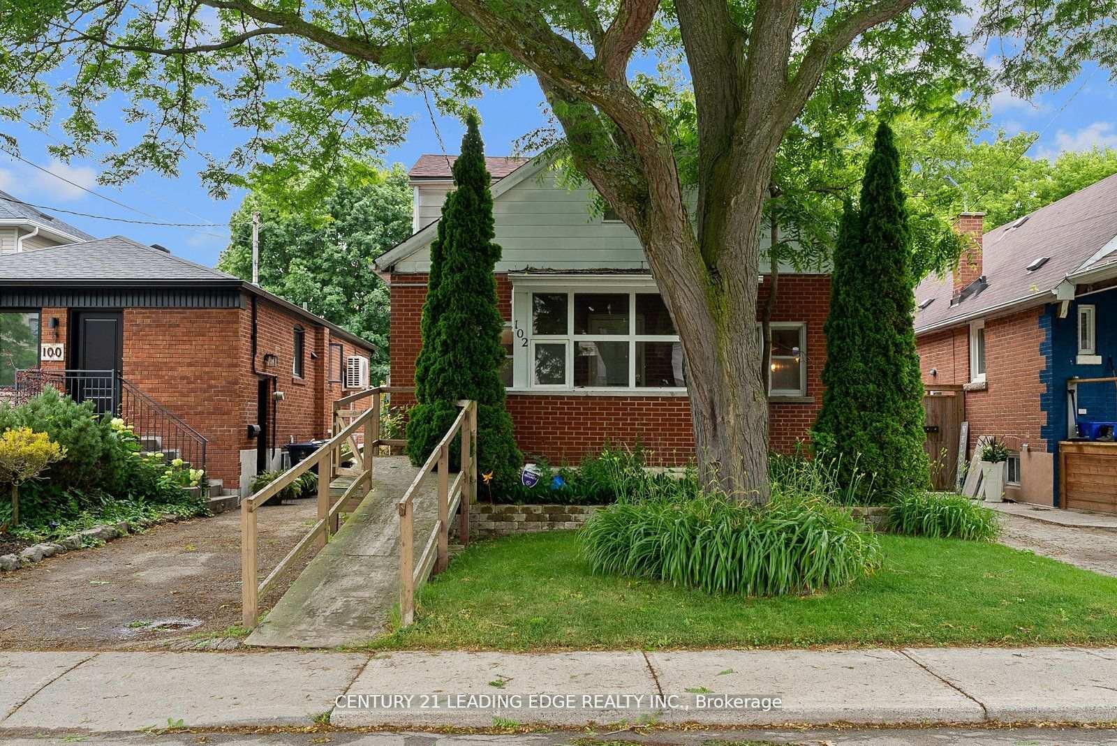 102-kalmar-avenue-n-scarborough-ontario-e12569040