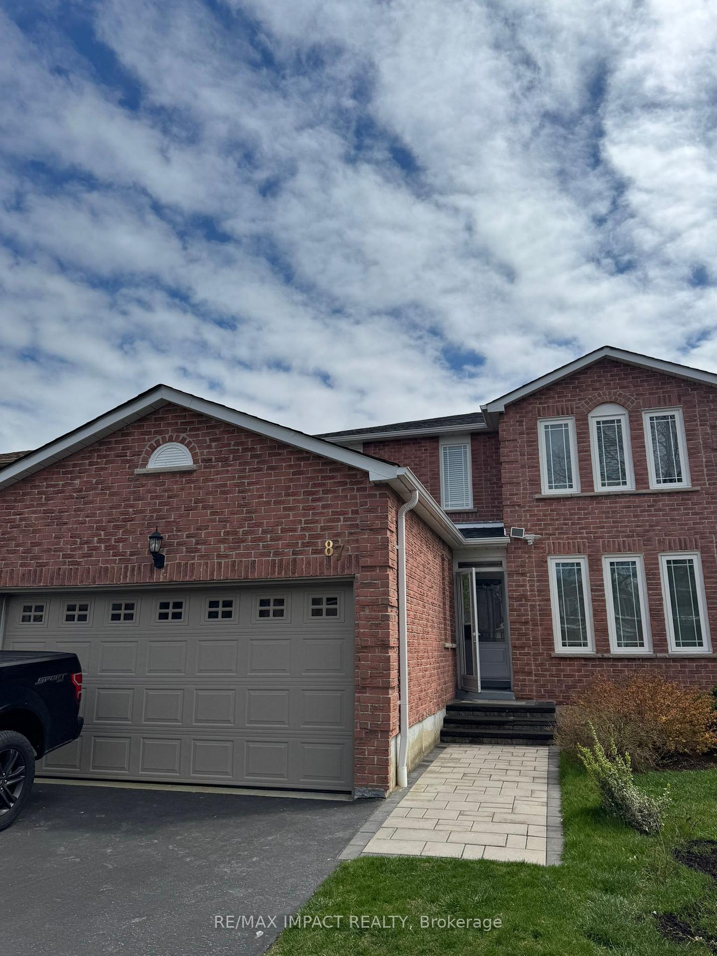 87-large-crescent-n-ajax-ontario-e12569122