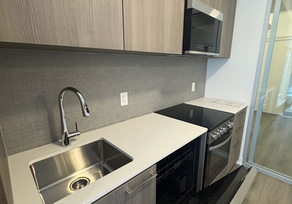 7439-kingston-road-scarborough-ontario-e12569724