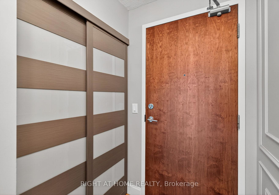 1235-bayly-street-pickering-ontario-e12572718
