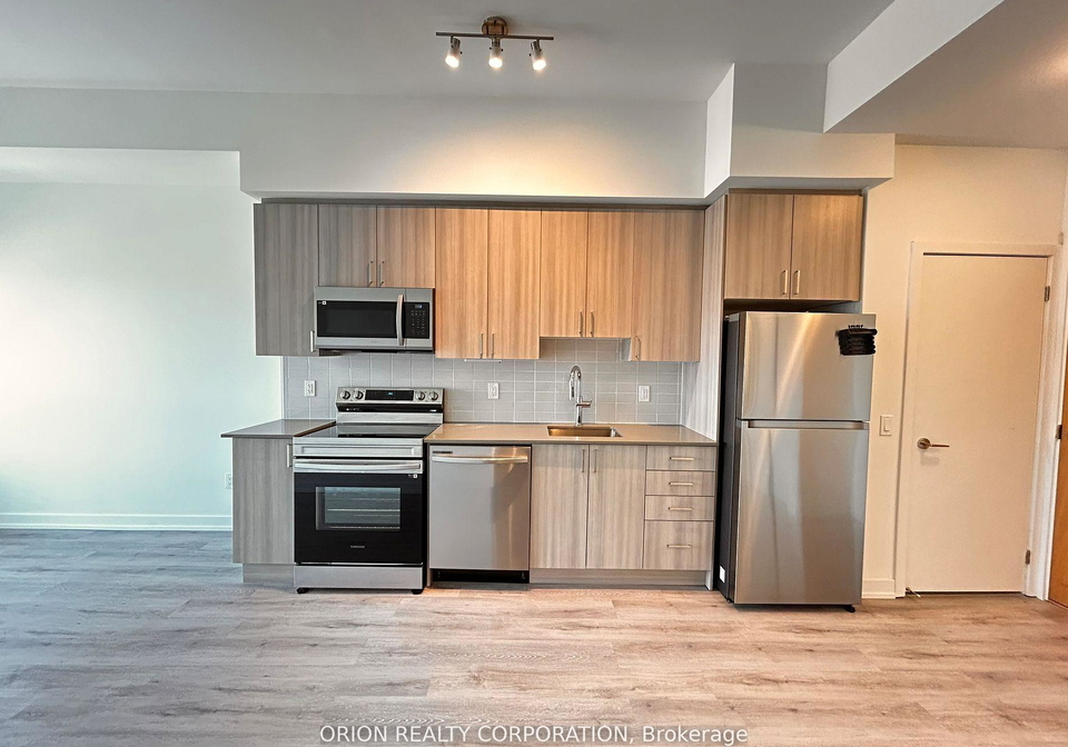 1455-celebration-drive-pickering-ontario-e12573128
