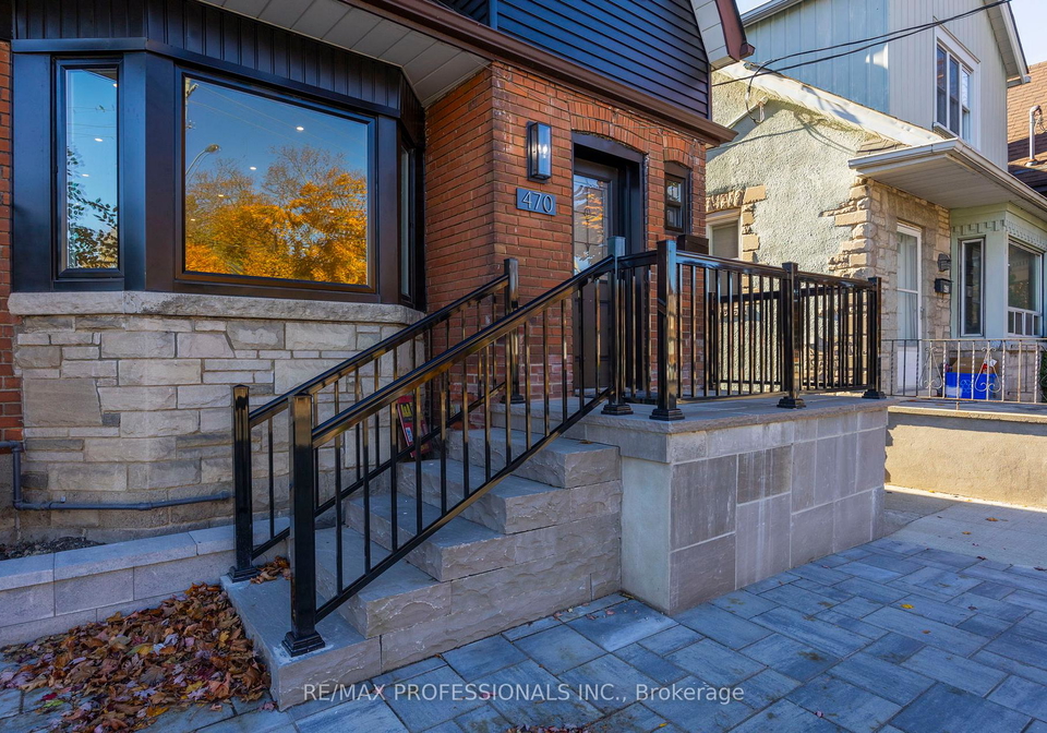 470-donlands-avenue-east-york-ontario-e12573252
