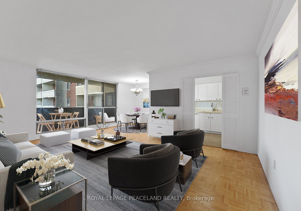 5-massey-square-east-york-ontario-e12573782