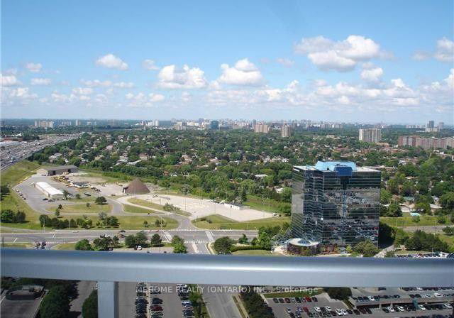 135-village-green-square-scarborough-ontario-e12573796