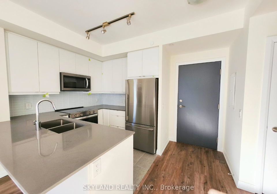 3270-sheppard-avenue-e-scarborough-ontario-e12574004