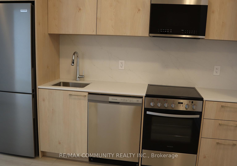 7347-kingston-road-scarborough-ontario-e12574946