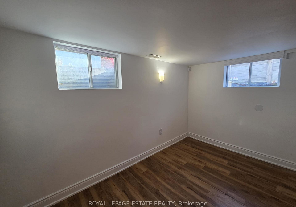 19-orley-avenue-east-york-ontario-e12575122