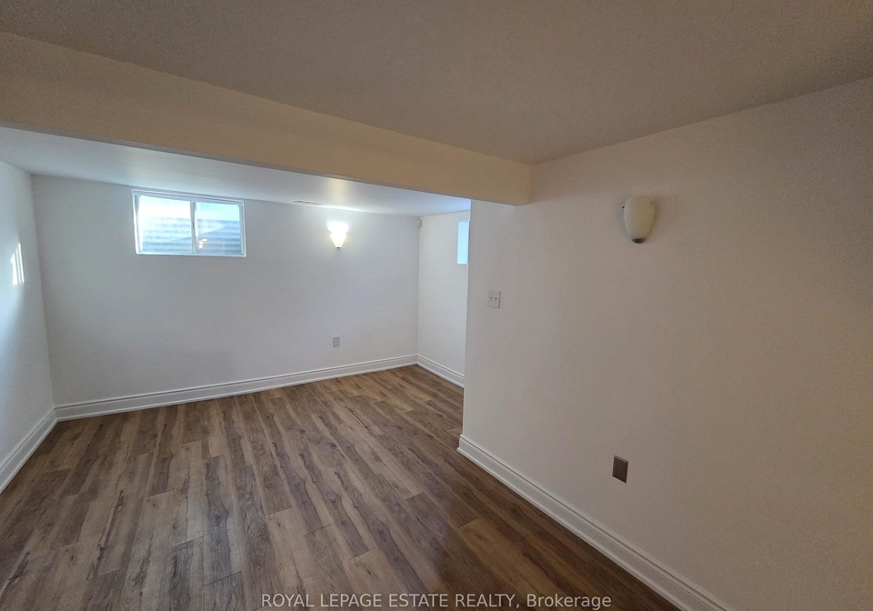 19-orley-avenue-east-york-ontario-e12575122
