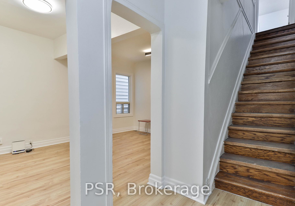212-coxwell-avenue-toronto-ontario-e12575250