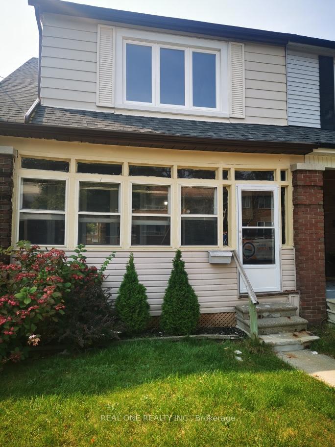 124-malvern-avenue-toronto-ontario-e12575326