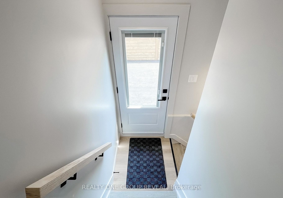 739-annland-street-pickering-ontario-e12576558