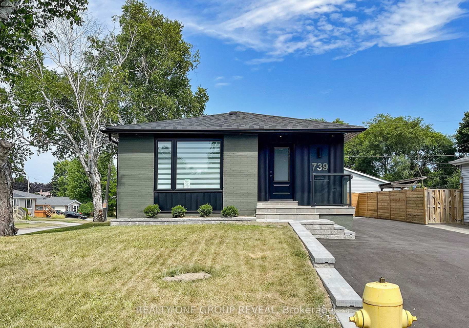 739-annland-street-pickering-ontario-e12576564