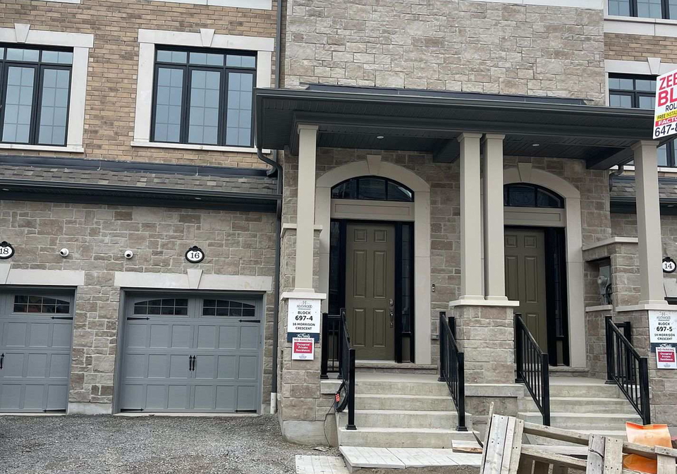 16-morrison-crescent-whitby-ontario-e12577162