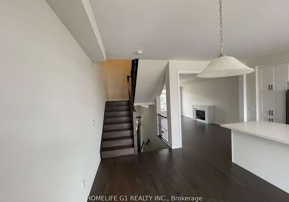 16-morrison-crescent-whitby-ontario-e12577162