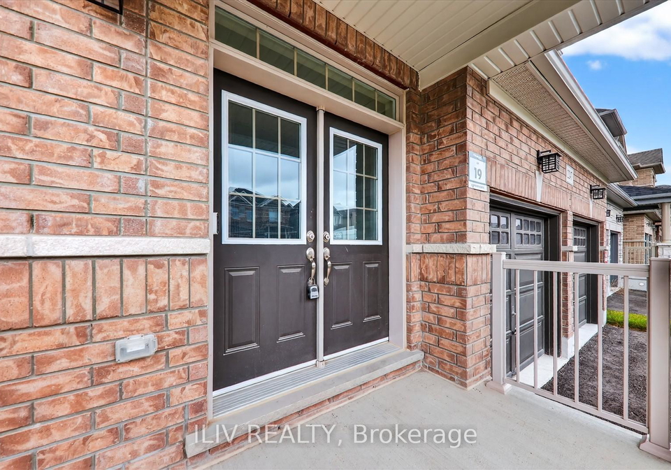 2247-crystal-drive-oshawa-ontario-e12577200