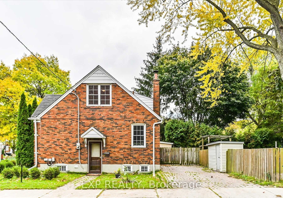 40-plaxtonupper-level-drive-east-york-ontario-e12577404