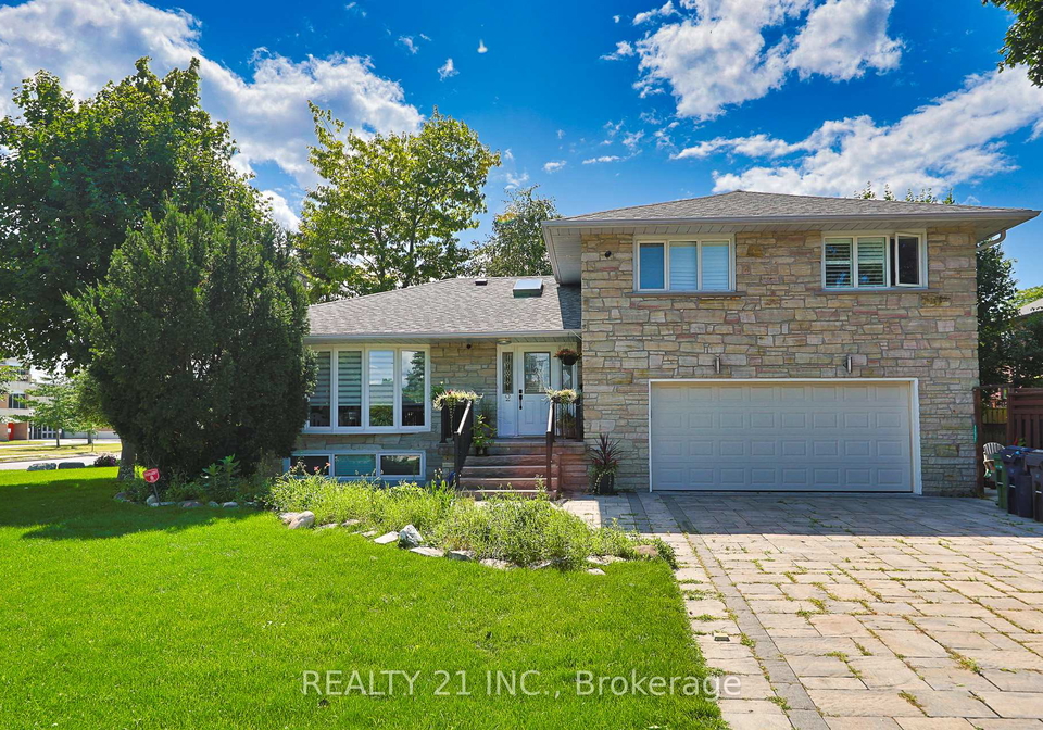 2-chancery-lane-scarborough-ontario-e12577480
