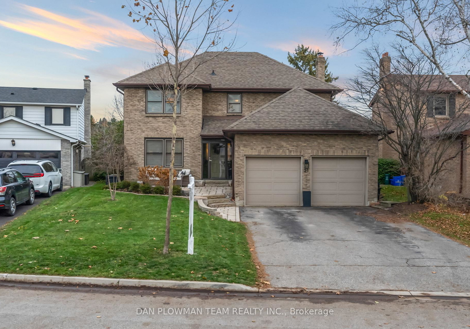 21-woodlawn-court-whitby-ontario-e12578102