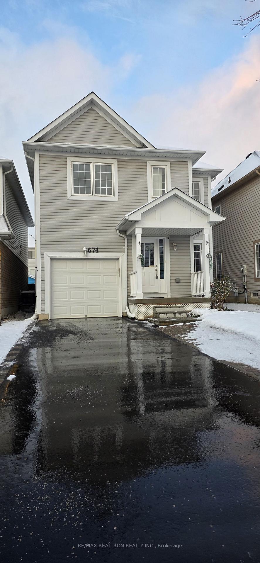 674-brasswinds-trail-oshawa-ontario-e12578384