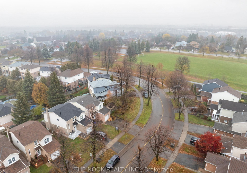96-kirby-crescent-whitby-ontario-e12578702