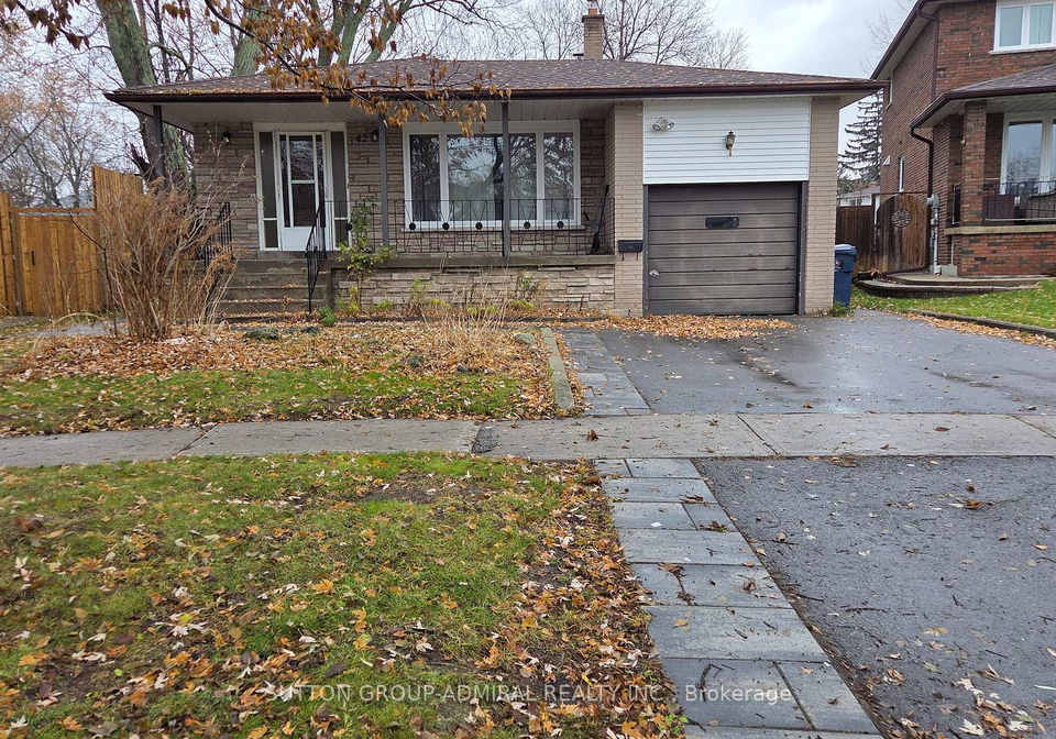42-donnacona-crescent-scarborough-ontario-e12578706