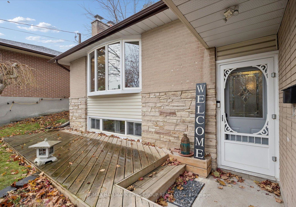446-bernhard-crescent-oshawa-ontario-e12579406