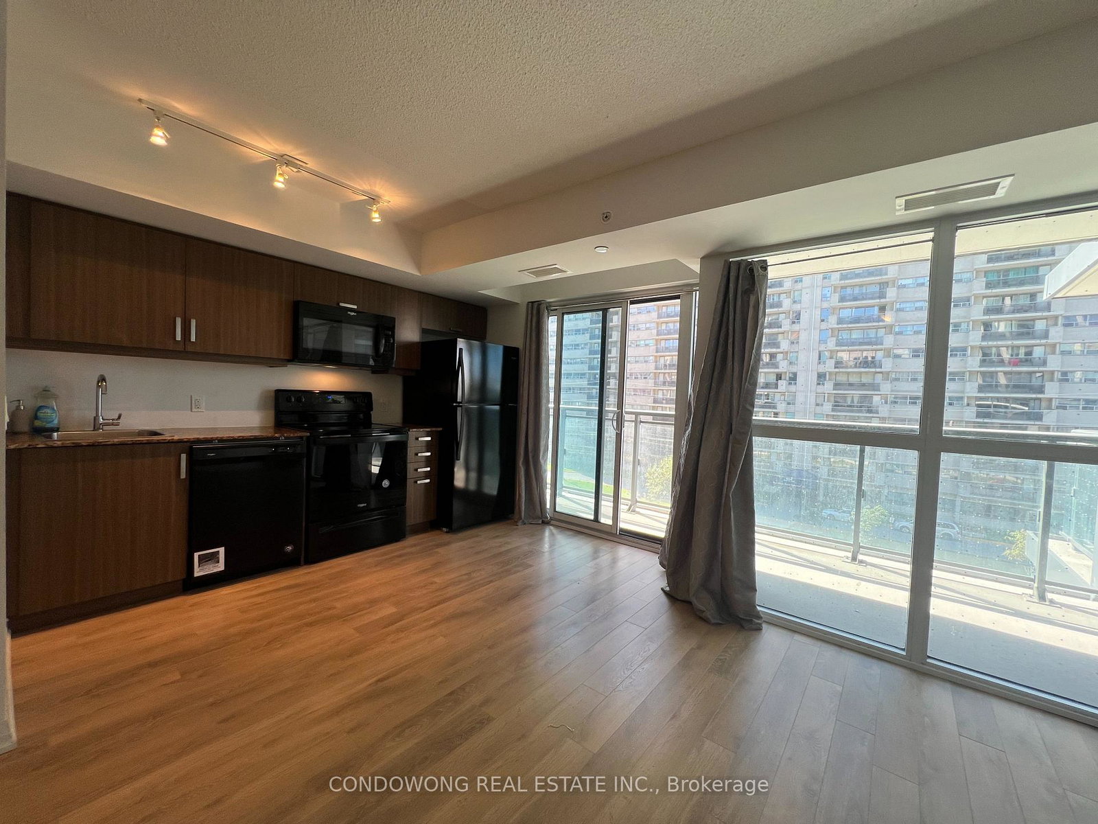 30-meadowglen-place-scarborough-ontario-e12580442