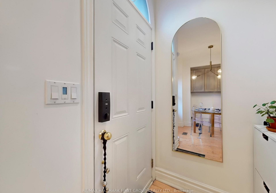 9d-woodfield-road-toronto-ontario-e12580754