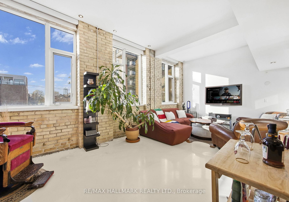 201-carlaw-avenue-toronto-ontario-e12580828
