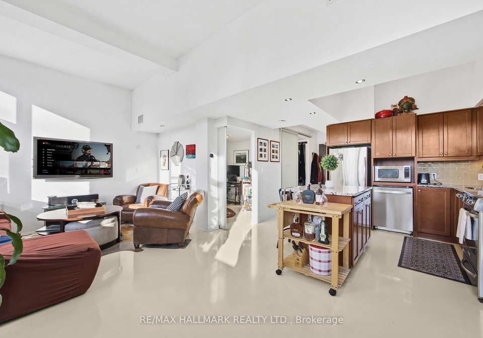 201-carlaw-avenue-toronto-ontario-e12580828