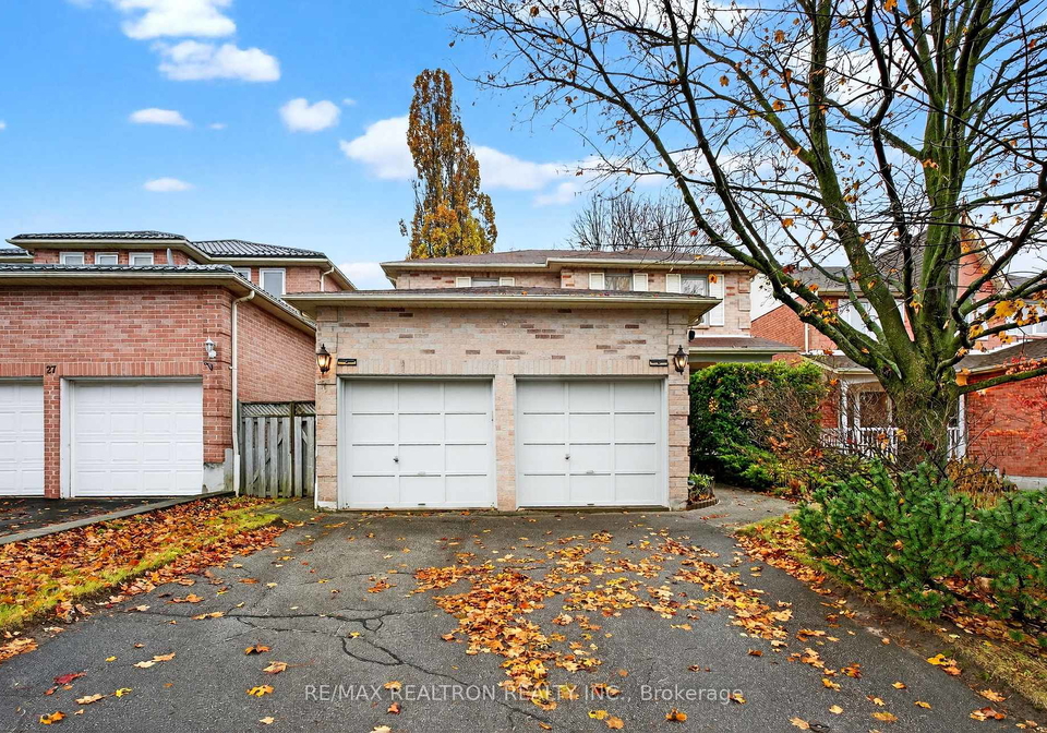 29-locker-drive-ajax-ontario-e12582600