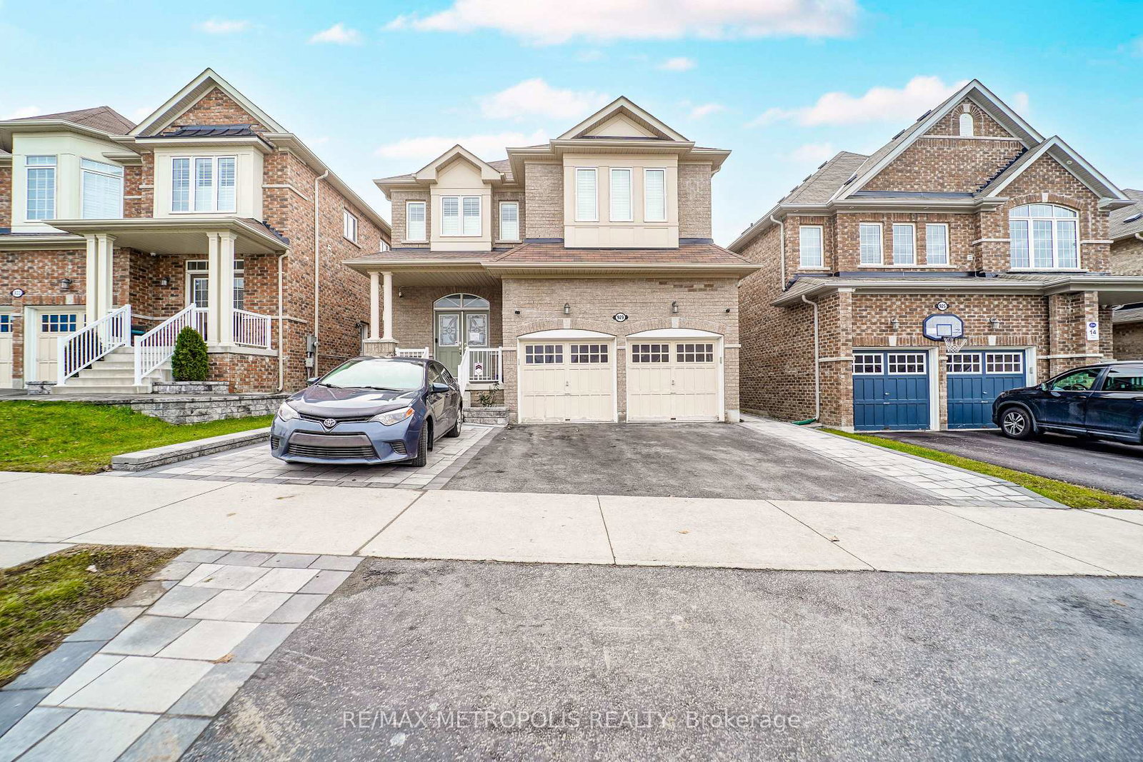 929-greenhill-avenue-oshawa-ontario-e12582686