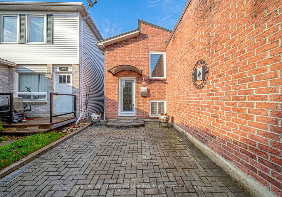 1407-outlet-drive-oshawa-ontario-e12582830