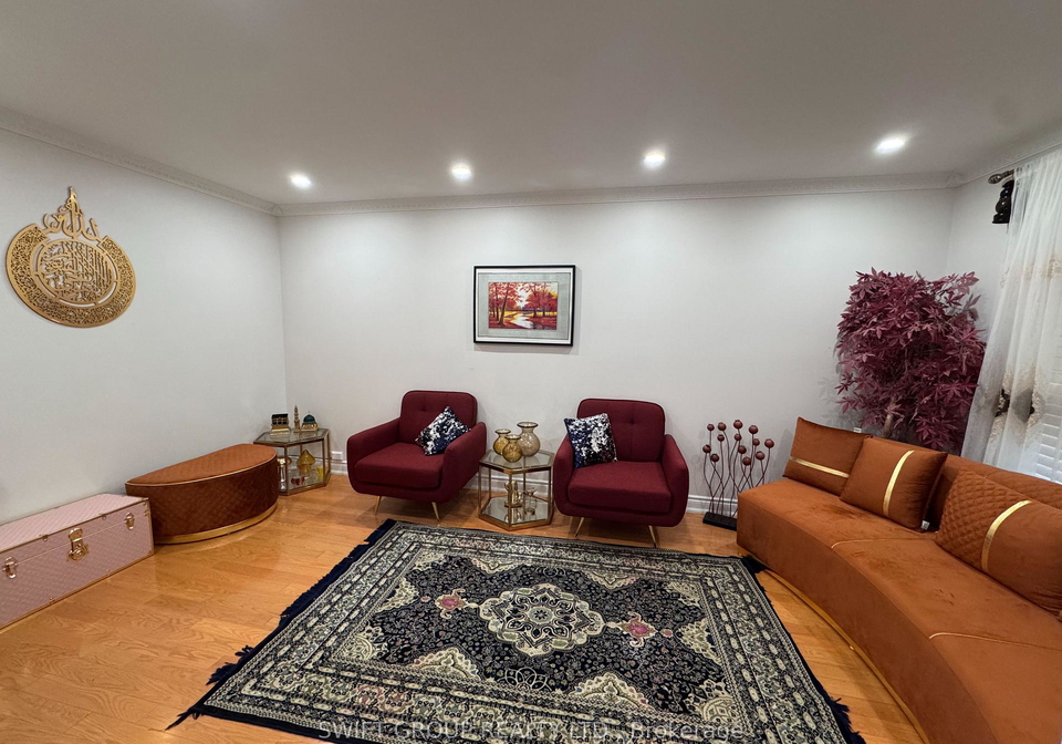17-graybark-crescent-scarborough-ontario-e12582914