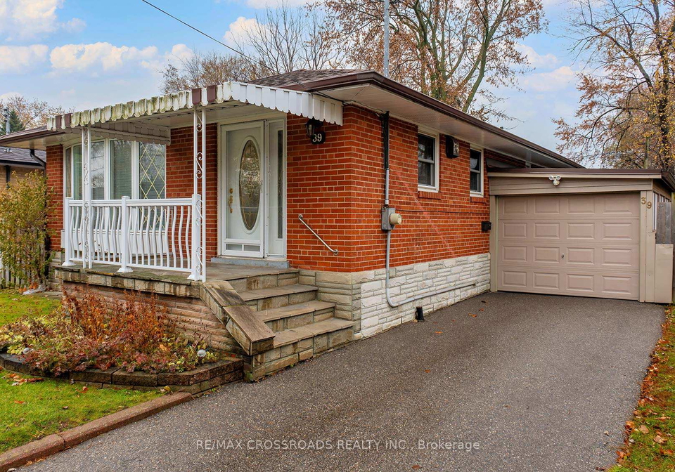 39-pandora-circle-scarborough-ontario-e12583012