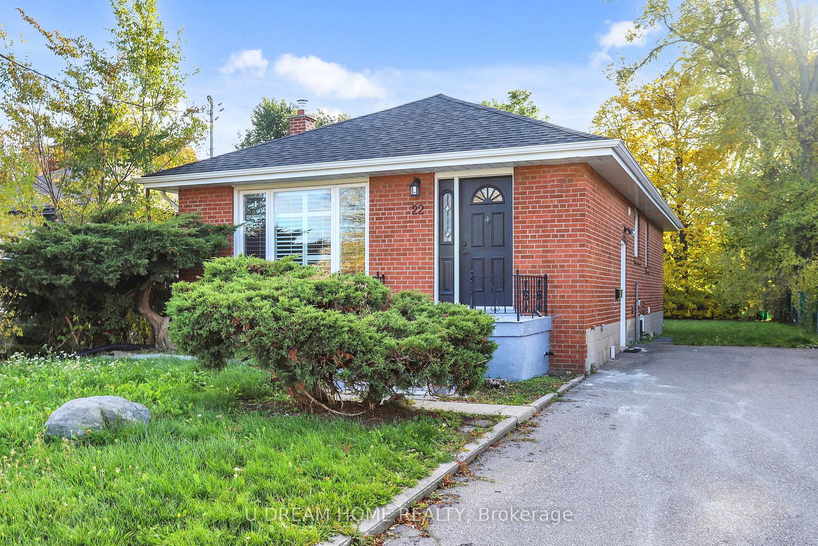 22-wayne-avenue-scarborough-ontario-e12583970