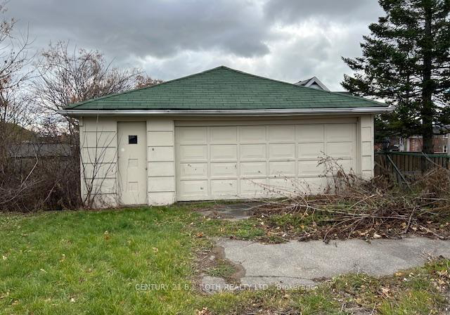 381-pine-avenue-oshawa-ontario-e12584830