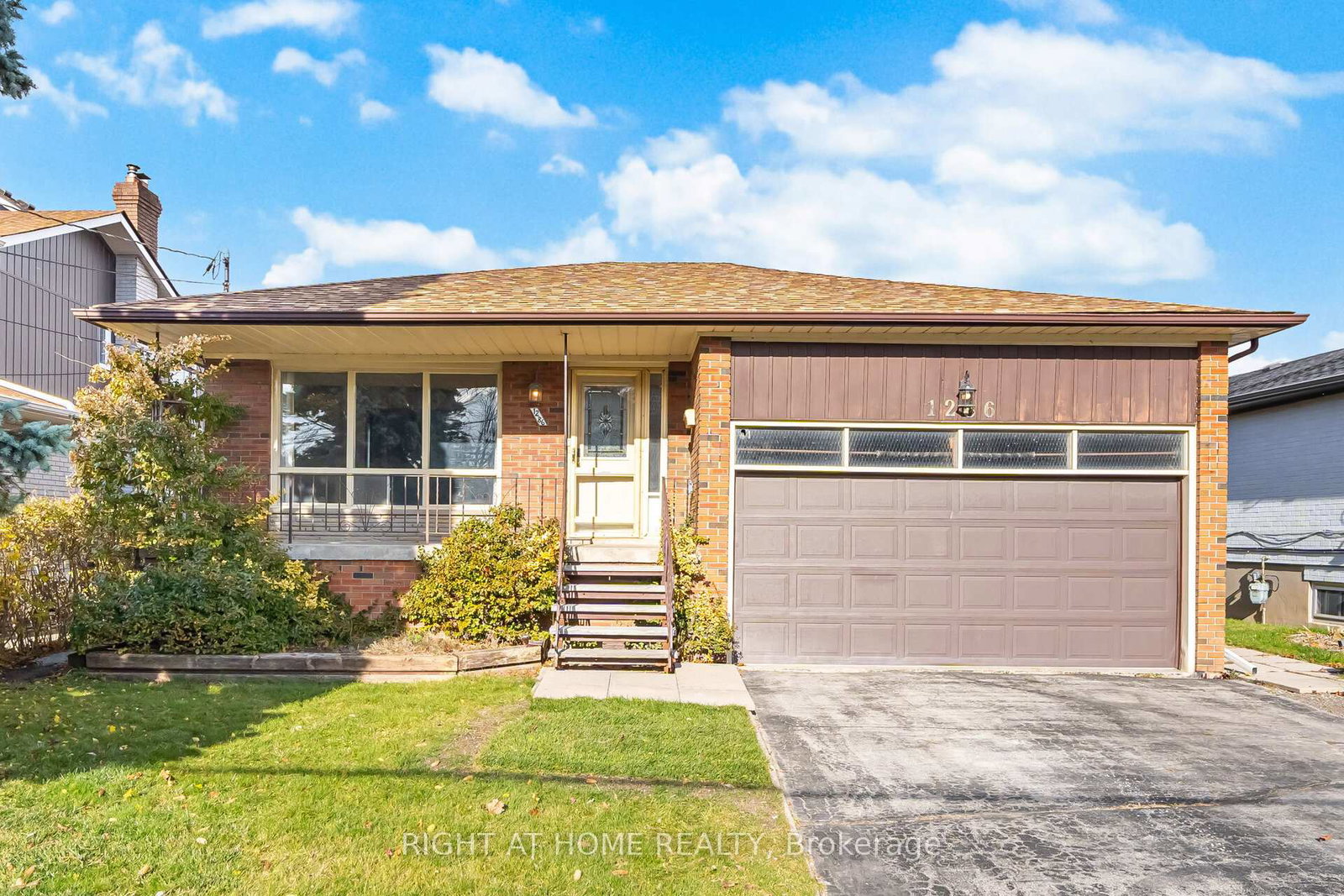 1286-old-orchard-avenue-pickering-ontario-e12585028