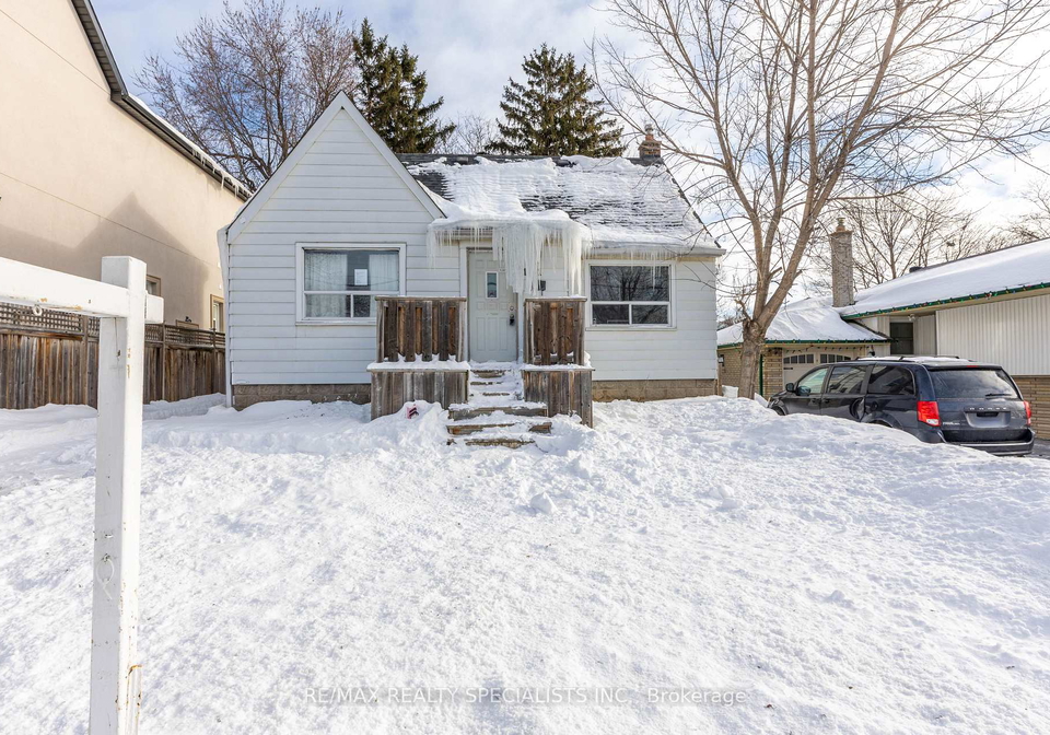 1021-pharmacy-avenue-scarborough-ontario-e12585832