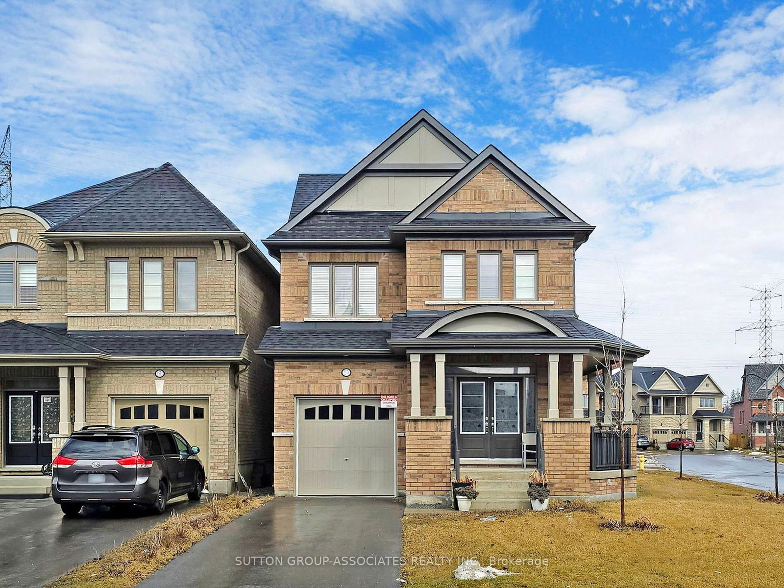 2576-orchestrate-drive-w-oshawa-ontario-e12585966