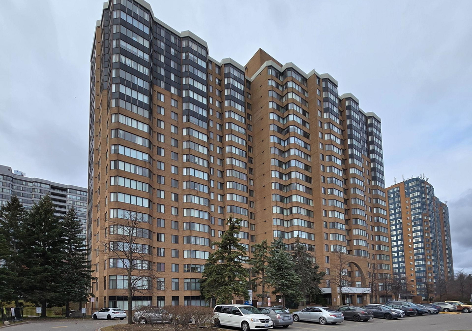 80-alton-towers-circle-scarborough-ontario-e12586412