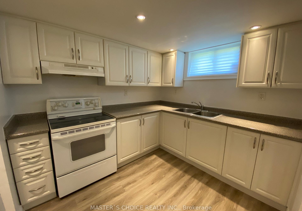 906-walnut-street-w-whitby-ontario-e12586906