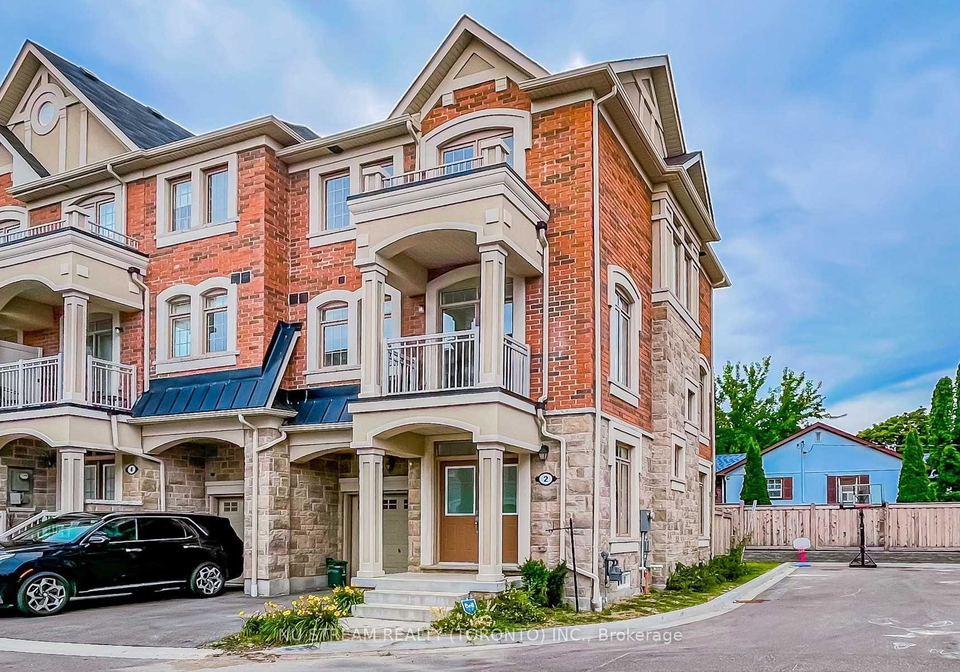 2-sidaway-lane-ajax-ontario-e12587660